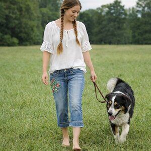 Candies Womens Capri Jeans 29 Blue Embroidered BOHO